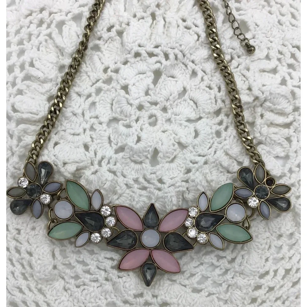 VTG Brass Floral Chunky Bib Statement Rhinestone Bold Boho Whimsical Curb Chain